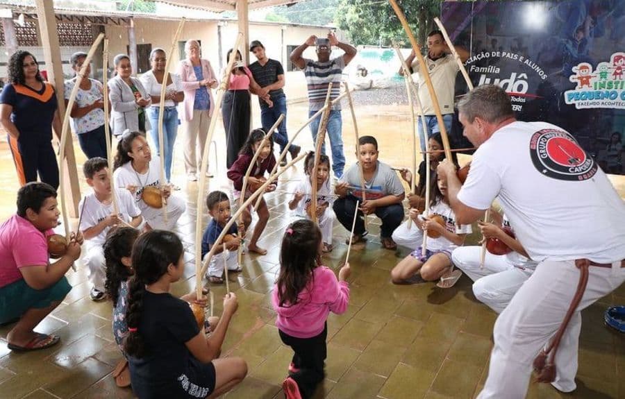 Instituto Pequeno Cidadão oferece aulas gratuitas de capoeira