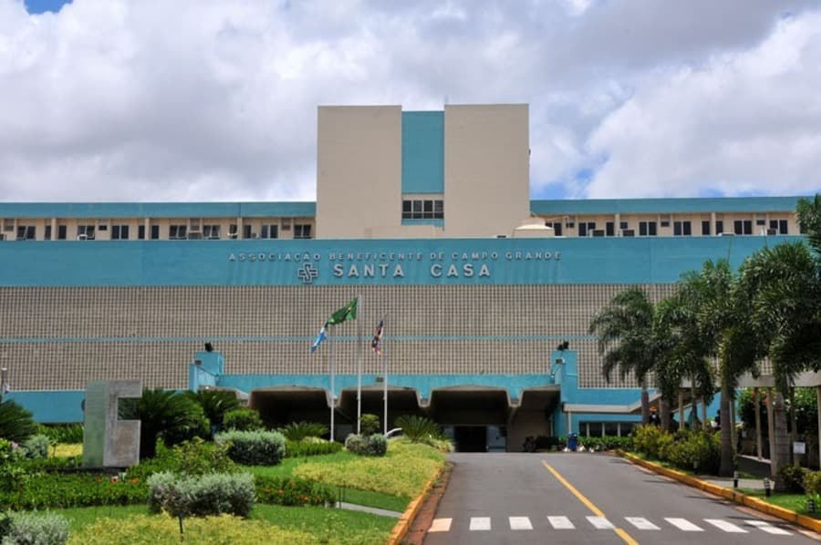 Mulher sofre tentativa de homicídio em Sidrolândia e é encaminhada à Santa Casa