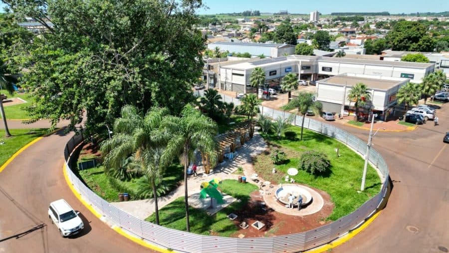 Presidente da Câmara cobra agilidade para entrega de obra na rotatória da Figueira