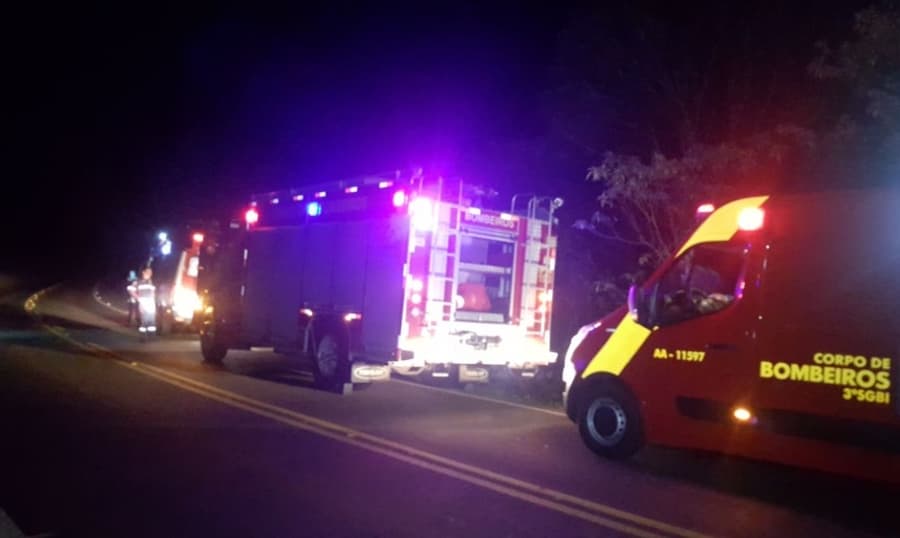 Jovem de 19 anos morre após carro capotar na BR-267 em Maracaju