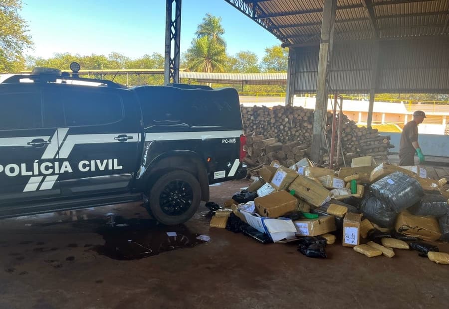Polícia Civil incinera 3,5 toneladas de drogas em Sidrolândia