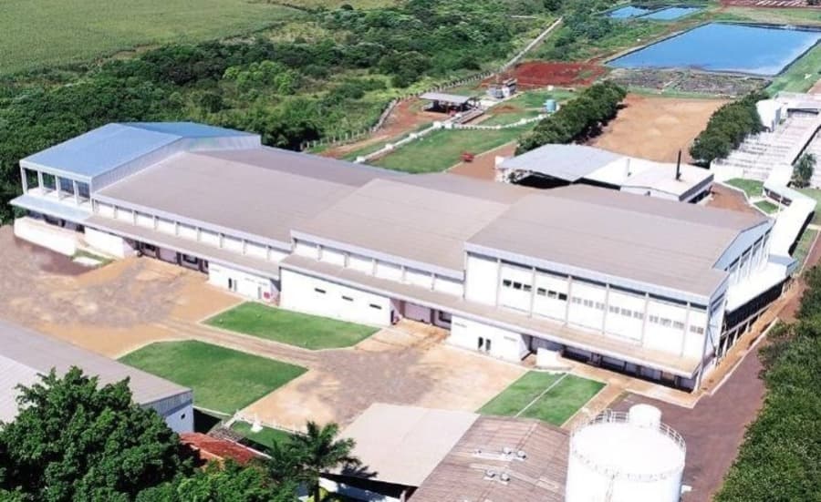Frigorífico Balbinos disponibiliza vagas de emprego para auxiliar administrativo e de produção