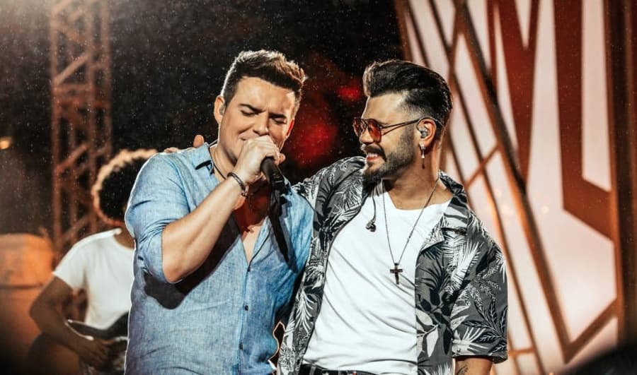 É hoje: Com entrada franca, Marcos e Belutti se apresentam na Expo Sidrolândia