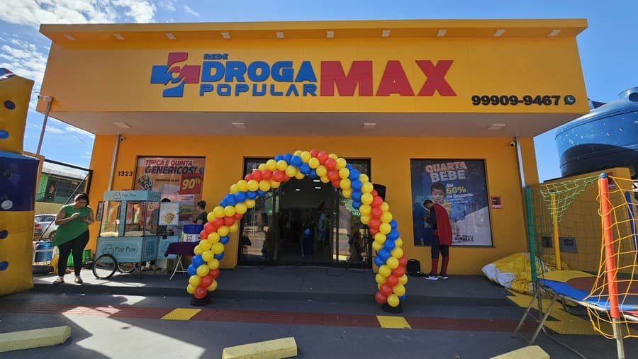 Drogamax Popular abre as portas com descontos e brindes imperdíveis em Sidrolândia
