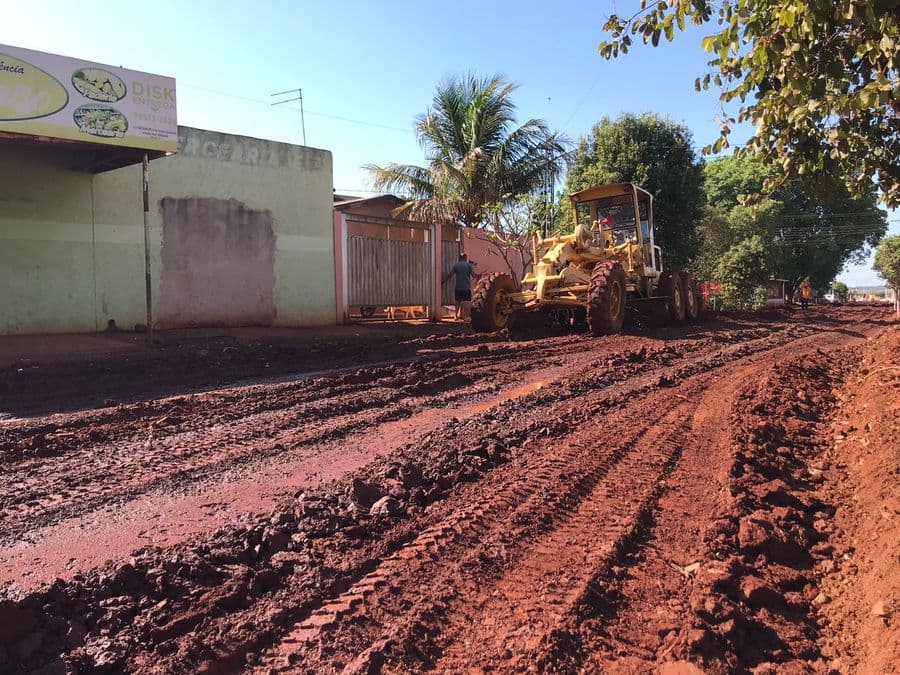 No Bairro Jardim Paraíso, Rua General Pinho começa receber terraplanagem