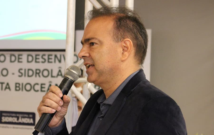 Ademir Osiro vai a São Paulo e se reúne com direção da Tip Top tentando reverter situação