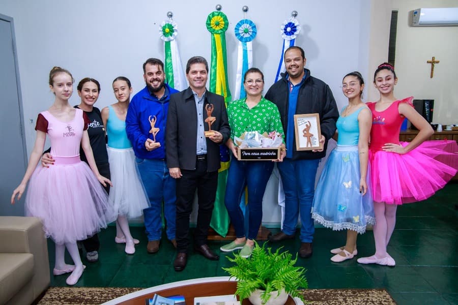 Prefeito Marcos Calderan amplia investimento e apoio ao setor cultural de Maracaju