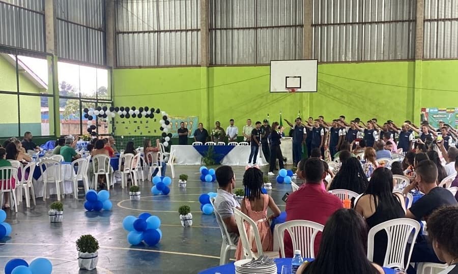 PM realiza evento de encerramento do 1° ano do Bom de Bola, Bom na Escola no Quebra Coco