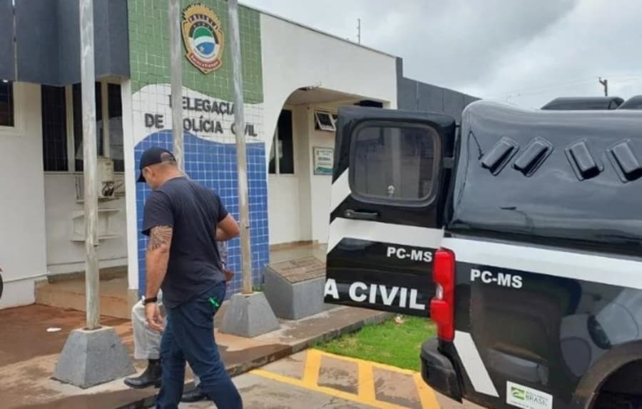 Polícia Civil cumpre mandados e prende dois homens por estupro de vulnerável