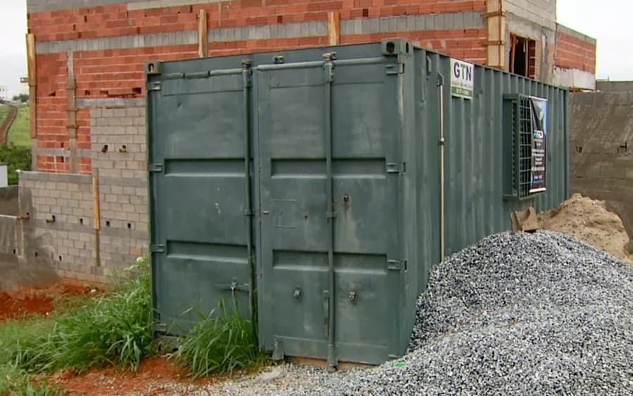 Ladrões invadem container de obra e furtam ferramentas avaliadas em R$ 2,6 mil reais