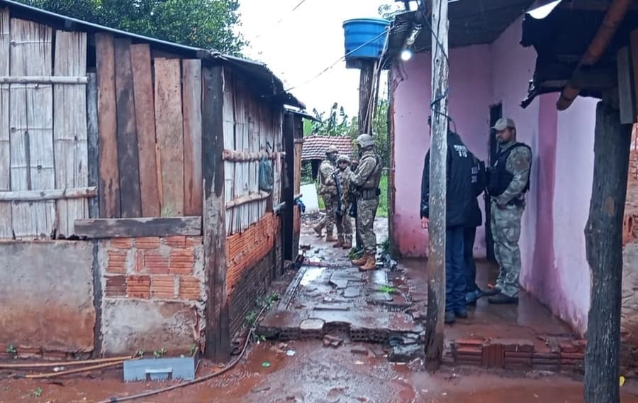Com apoio da PF, Polícia Civil cumpre mandado de busca e apreensão em Sidrolândia