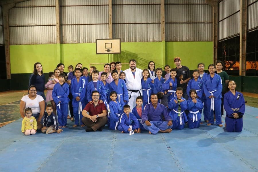 Projeto Judô Para Todos realiza exames de faixa para alunos de Sidrolândia