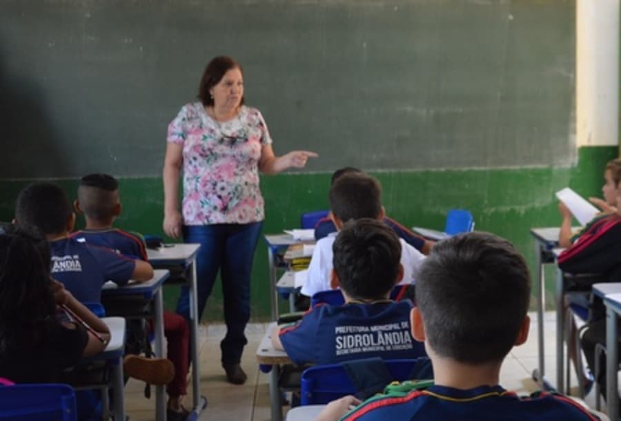Prefeitura convoca mais 4 professores temporários para o 2º semestre letivo