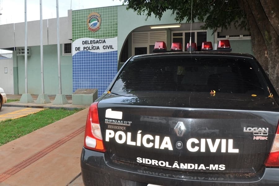 Mulher é agredida e arrastada pelo ex-marido após ir até a casa dele cobrar pensão do filho