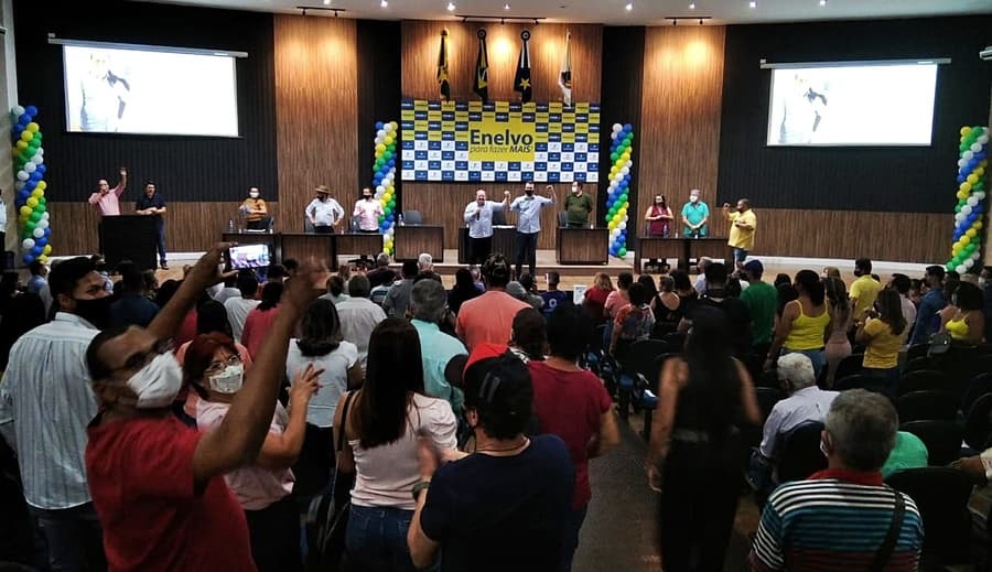Com maior arco de aliança partidária, candidatura de Enelvo Felini é homologada pelo PSDB