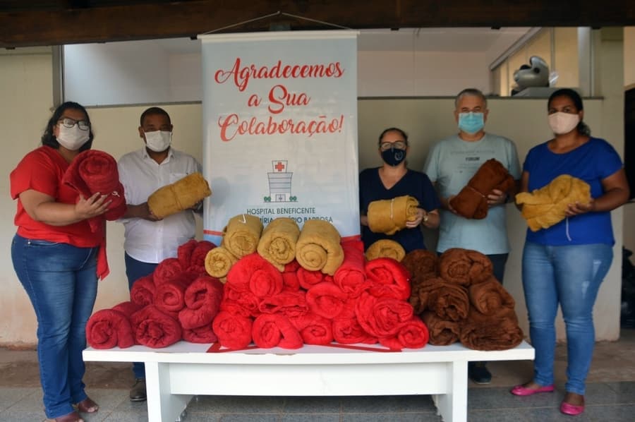 Por meio da Campanha Aquecendo Sidrolândia, Hospital recebe 100 cobertores
