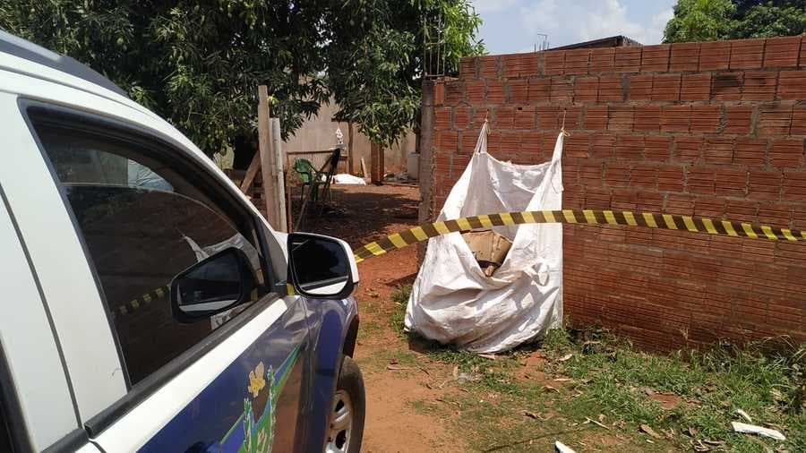 Após briga em reciclagem, homem de 43 anos é assassinado com duas facadas no pescoço