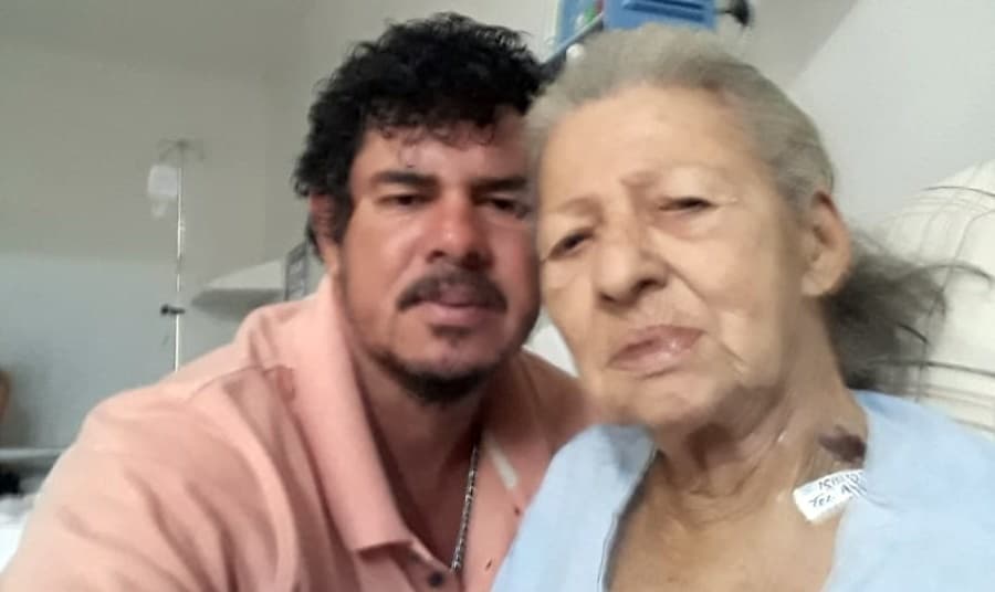 Idosa com leucemia precisa de doação de sangue e secretário de saúde cede ônibus para doadores