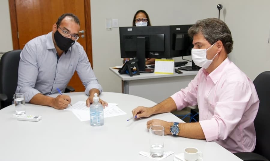 Comércio noturno, igrejas e academias poderão reabrir com novo plano de enfrentamento da pandemia em decorrência da Covid-19
