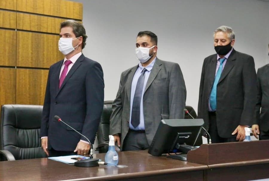 Com presença do prefeito, Câmara retorna as sessões e garante apoio ao executivo
