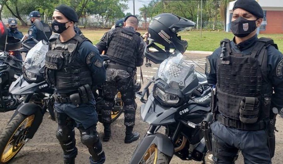 Governador confirma vacinação de profissionais de segurança no próximo sábado