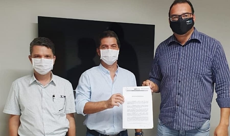 Prefeito assina TAC para implantação do Centro de Zoonoses em Maracaju
