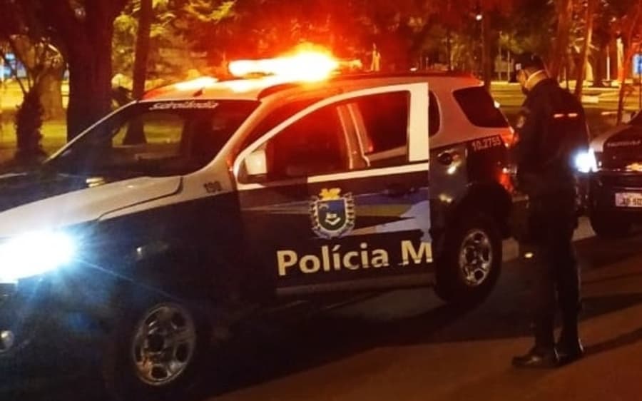Após comprar lanche e retornar pelo Jatobá, homem é assaltado por meliantes
