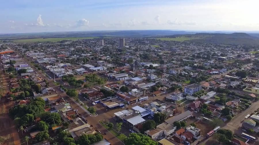 Calor e seca predomina e frio deve voltar com força só na metade de agosto, diz meteorologista