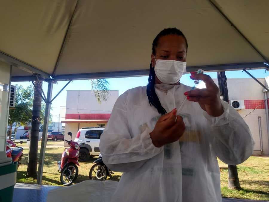 Secretaria de Saúde realiza mutirão de vacinação da 1ª e 2ª doses da CoronaVac, Pfizer e AstraZeneca