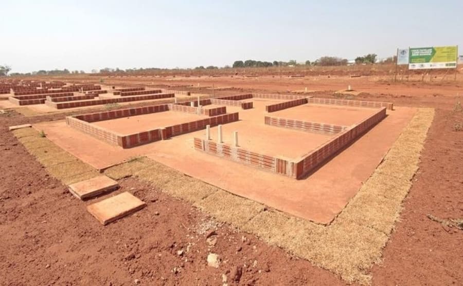 Com apoio do Estado e da Câmara, Prefeitura lança programa habitacional de 144 casas
