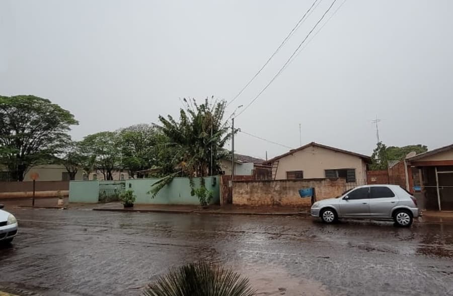 Clima: Semana começa com chuva na região e temperatura mínima de 22ºC