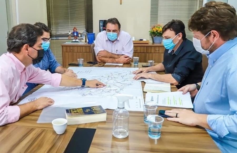 Imposto Territorial Rural será aplicado em manutenção de estradas rurais, diz prefeito