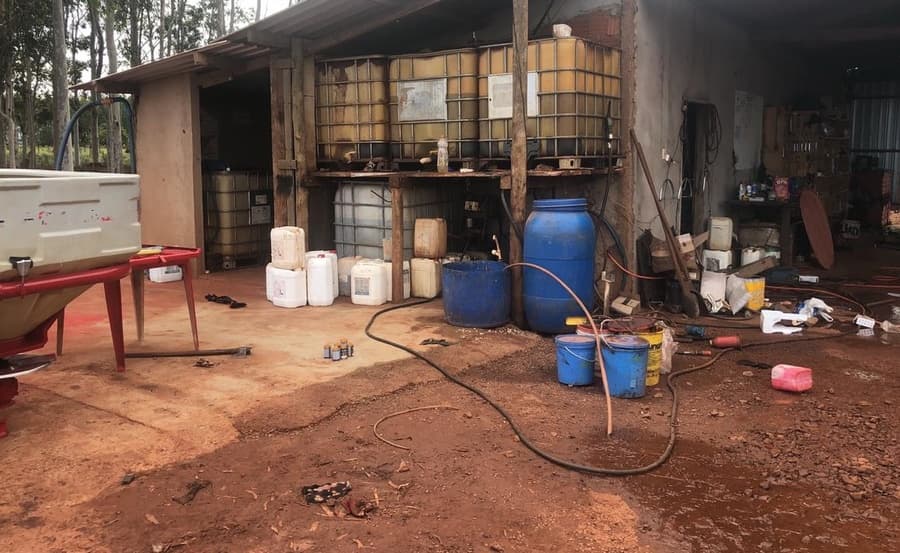 PMA autua infrator em R$ 20 mil por armazenamento ilegal de agrotóxicos e diesel