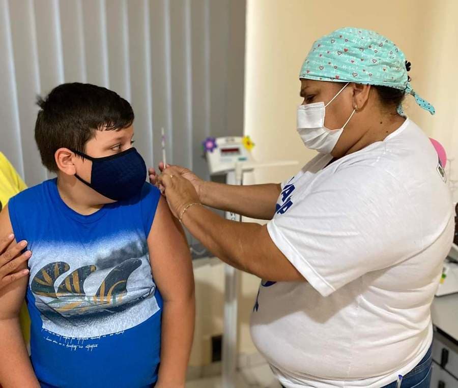 Saúde vacina 122 crianças e envia remessa das comunidades indígenas