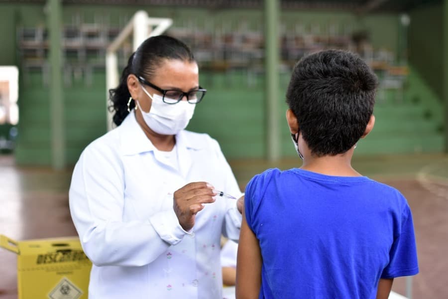 Saúde pede a pais que cadastrem filhos de 5 a 11 anos para se vacinarem