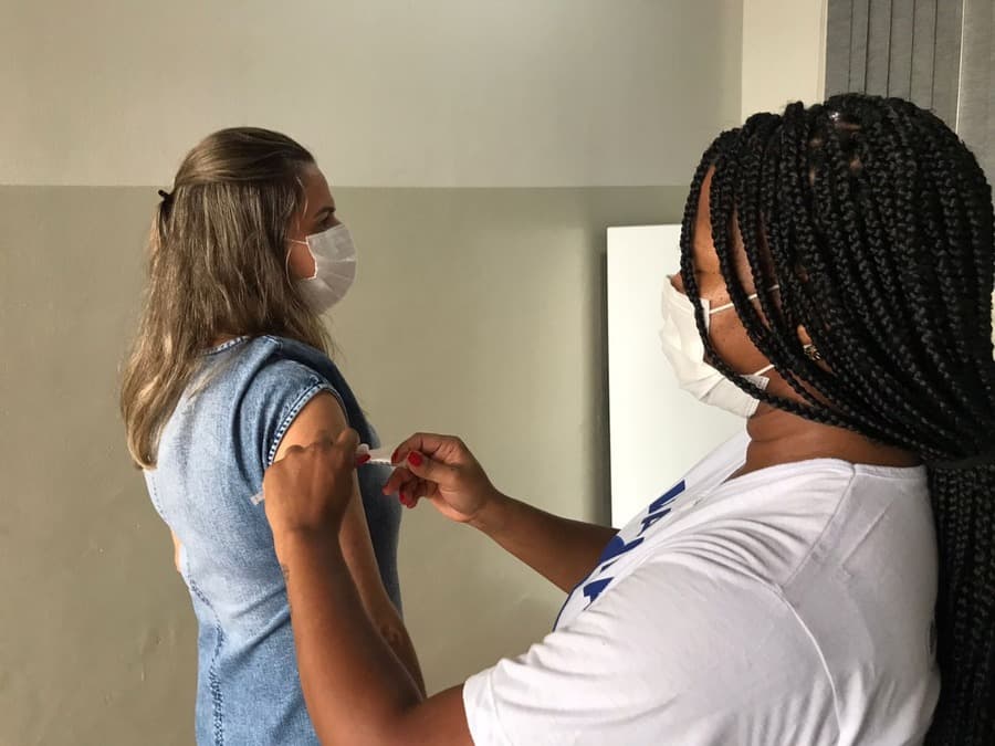 Saúde mantém vacinação no antigo Sidrônio neste final de semana