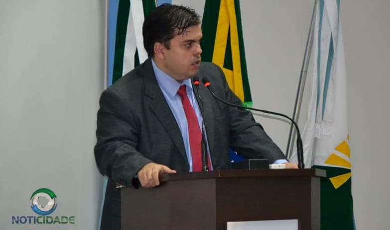 Vereador pede que ações de prevenção ao suicídio sejam realizadas nas escolas