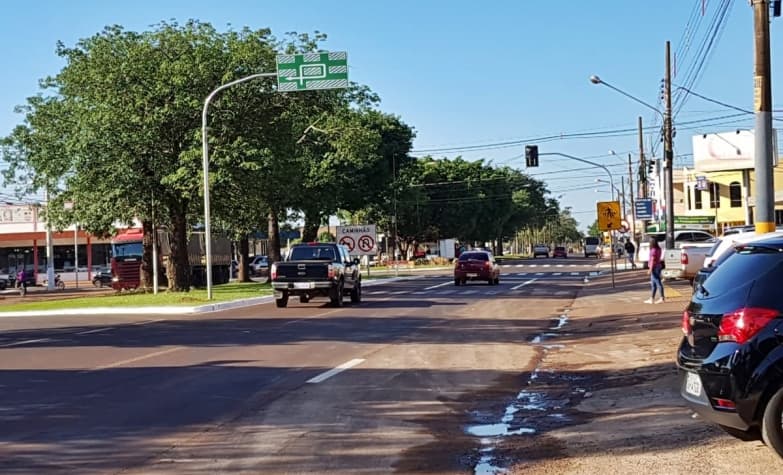Problema no “amarelo” interrompe ligação dos semáforos que acaba adiada mais uma vez