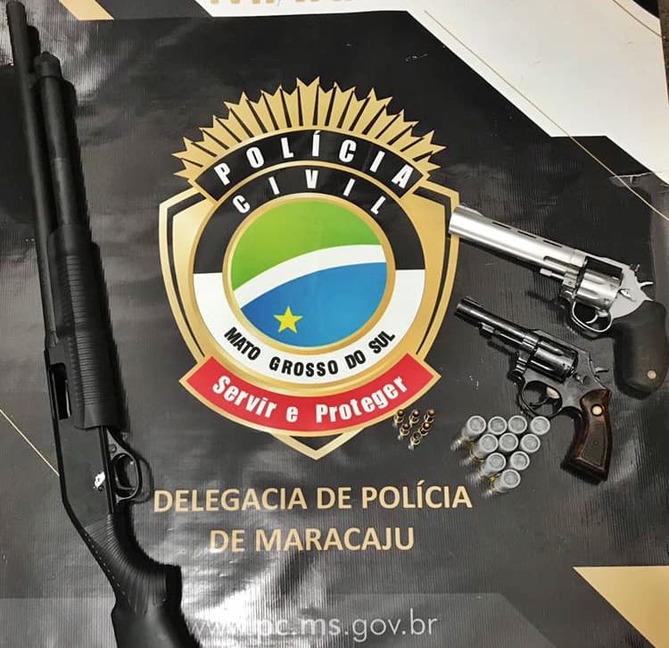 Após briga, jovem é preso com dois revólveres e espingarda calibre 12