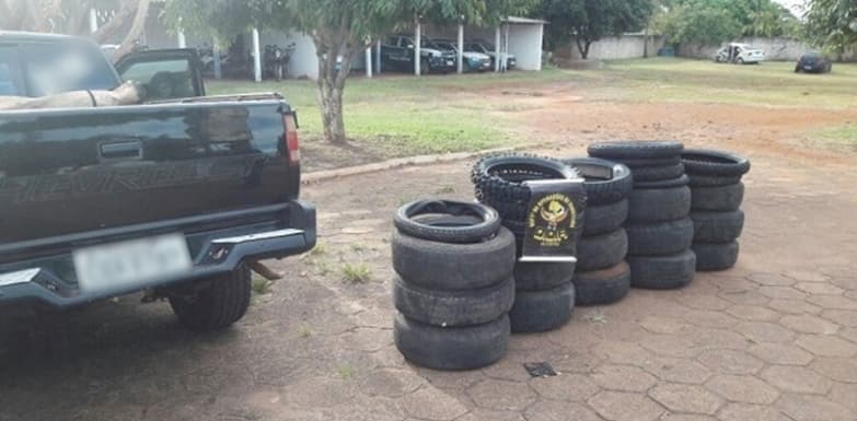 Homem é preso com contrabando de pneus que seriam vendidos em Sidrolândia