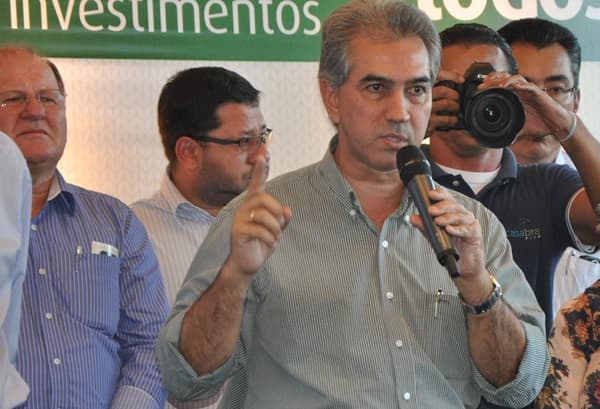 Reinaldo está entre os 10 governadores que mais cumpriram plano de governo