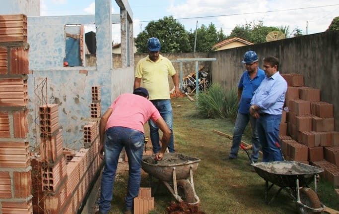 Prefeito acompanha obra de ampliação de CMEI que terá mais 120 vagas