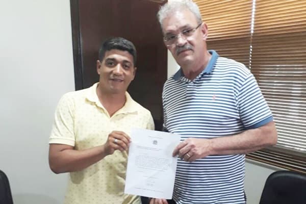 Para evitar acidentes, Adilson encaminha pedido de uma rotatória em frente à JBS