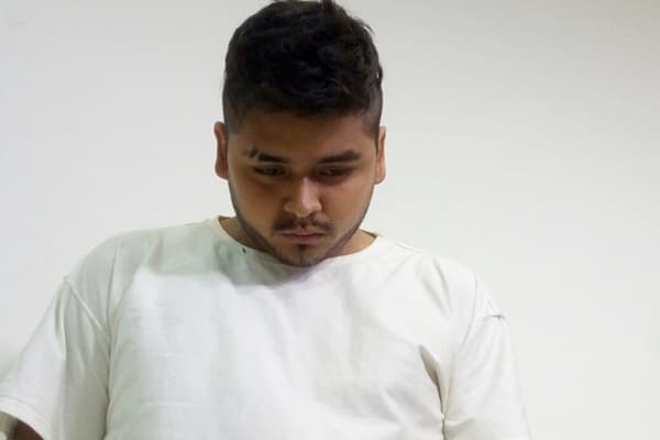 Adolescente baleada na Capital corre risco de morte; autor foi preso e é casado