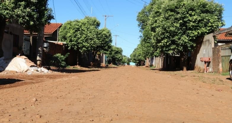 Bairro Jardim Pindorama receberá asfalto após anúncio de licitação