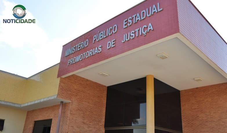 Ministério Público diz que Presidente da Câmara pagou assessora indevidamente
