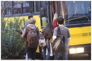 Prefeitura quita 1º semestre de Programas e assegura 100% do Transporte Universitário