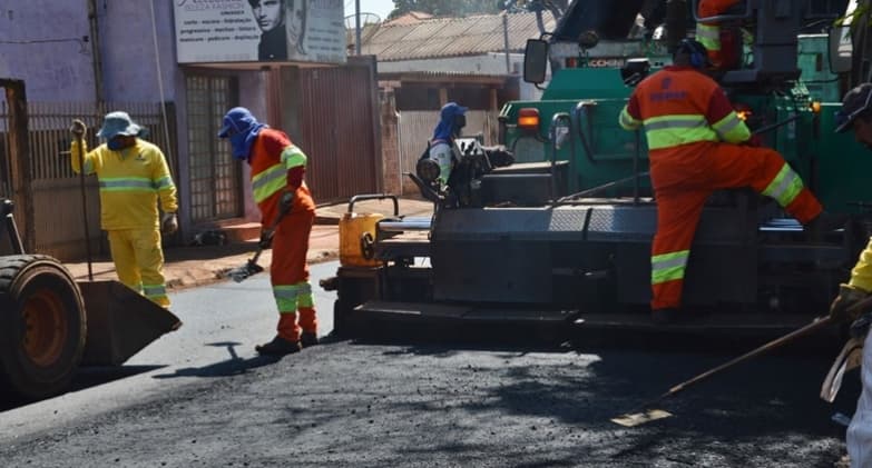 Começam obras de recapeamento asfáltico em diversas ruas de Sidrolândia