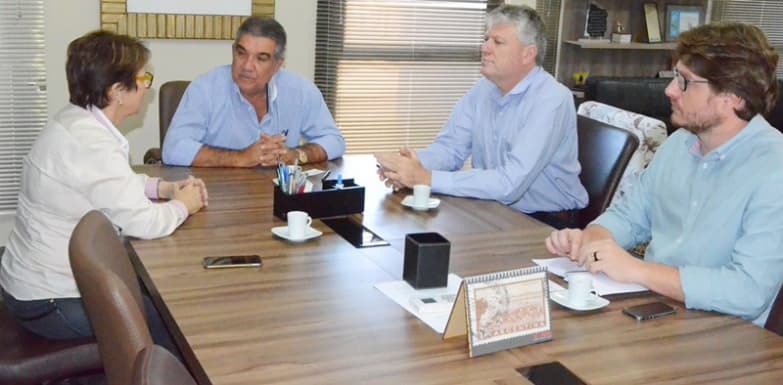 Maurílio recebe Tereza Cristina e empresário do ramo de investimentos no agronegócio. Leia