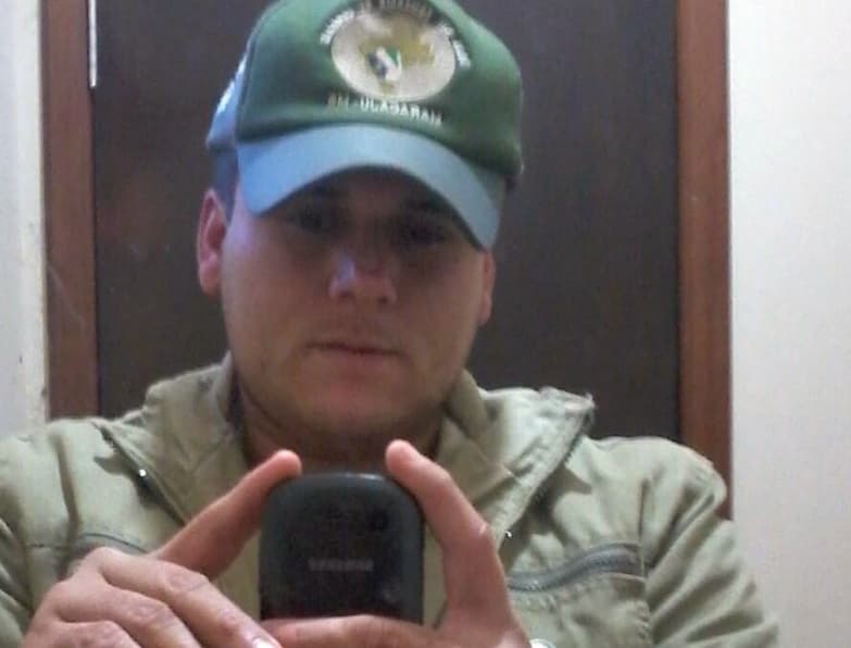 Vítima de assassinato levou pelo menos 10 tiros; motivo do crime seria ciúmes